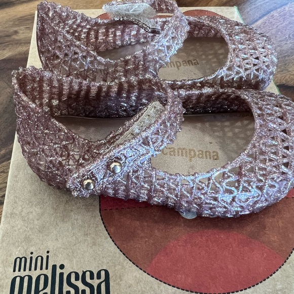 Mini Melissa Toddler Shoes - Picture 2 of 4